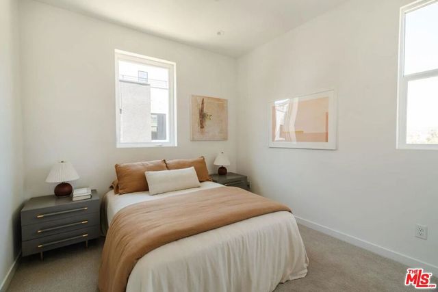 3868 N Riley Lane, Los Angeles, CA 90065