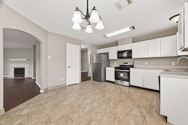 1411 Heath Cote Lane, Houston, TX 77073