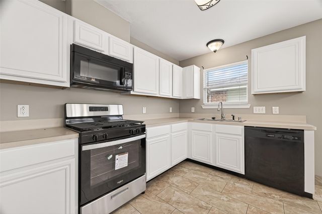 1411 Heath Cote Lane, Houston, TX 77073