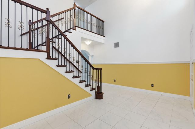18032 MALAKAI ISLE DRIVE, Tampa, FL 33647