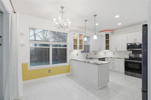 18032 MALAKAI ISLE DRIVE, Tampa, FL 33647