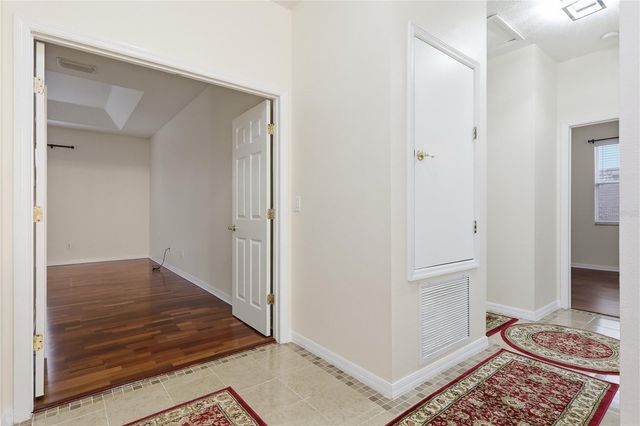 18032 MALAKAI ISLE DRIVE, Tampa, FL 33647