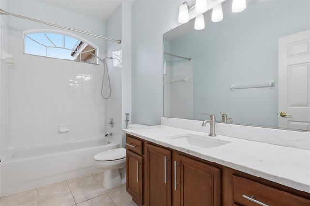 18032 MALAKAI ISLE DRIVE, Tampa, FL 33647
