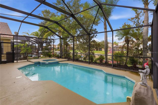 18032 MALAKAI ISLE DRIVE, Tampa, FL 33647
