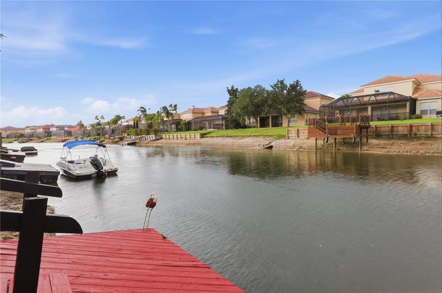 18032 MALAKAI ISLE DRIVE, Tampa, FL 33647