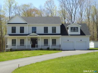 19 Tamarack Lane, Guilford, CT 06437
