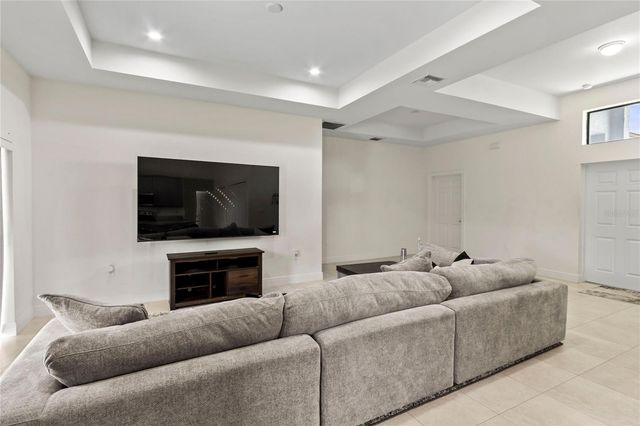 2953 EVERGLADES BOULEVARD N, Naples, FL 34120