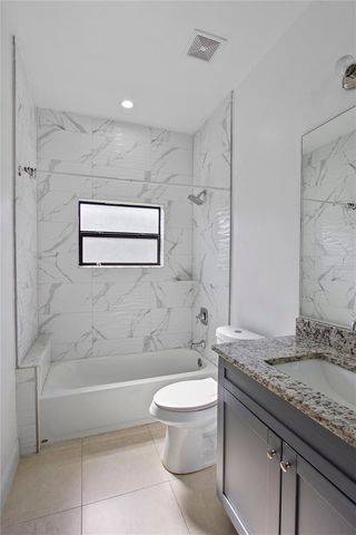 2953 EVERGLADES BOULEVARD N, Naples, FL 34120