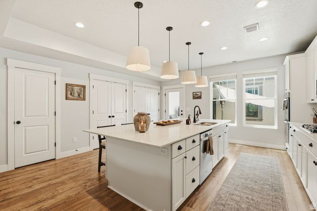 10574 S OQUIRRH LAKE RD, South Jordan, UT 84009