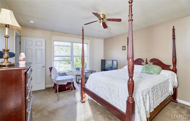 253 Whitetail Crossing Drive, Troy, MO 63379