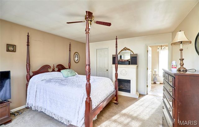 253 Whitetail Crossing Drive, Troy, MO 63379