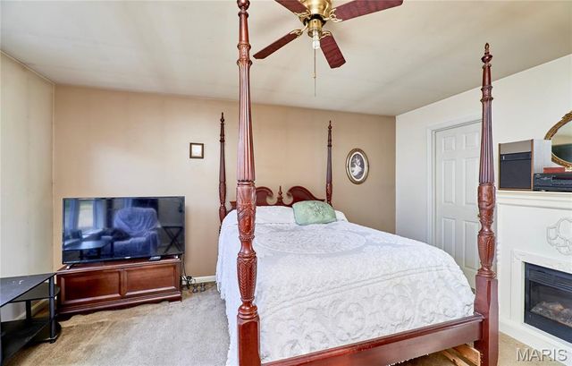 253 Whitetail Crossing Drive, Troy, MO 63379