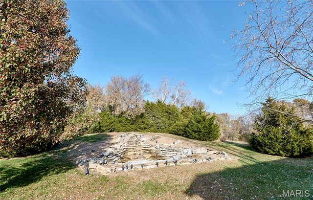 253 Whitetail Crossing Drive, Troy, MO 63379