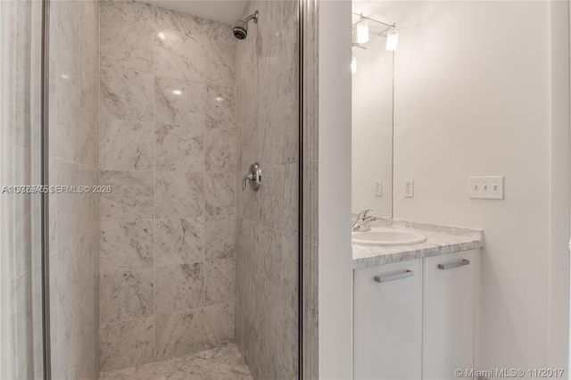 253 NE 2nd St 2410, Miami, FL 33132