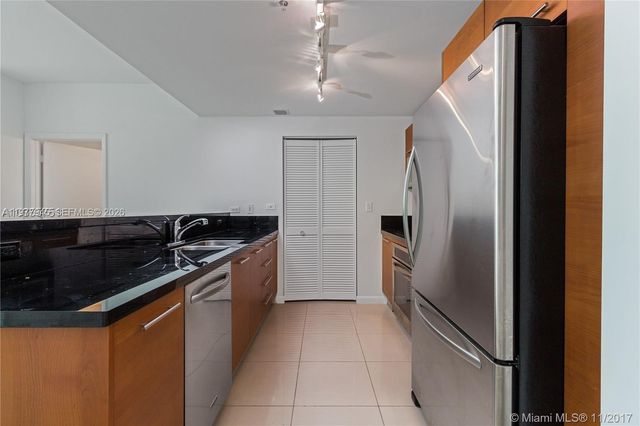 253 NE 2nd St 2410, Miami, FL 33132