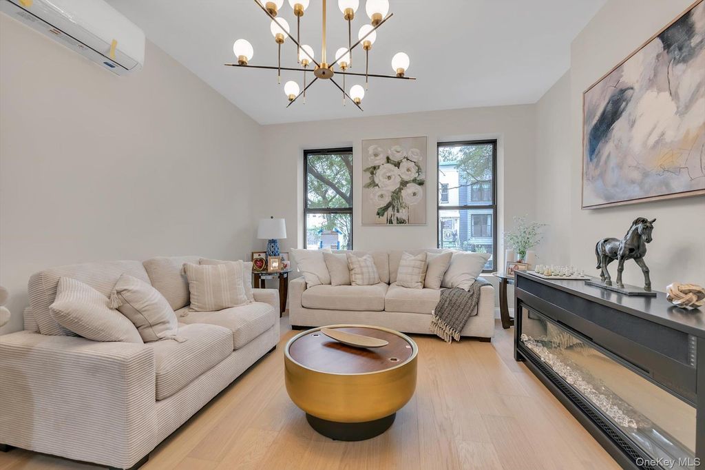 1045 Jefferson Avenue, Brooklyn, NY 11221 — photo 2