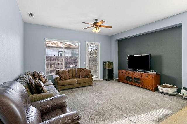 3586 Nouveau Way, Rancho Cordova, CA 95670