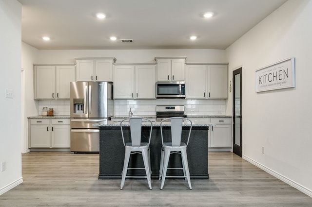 1521 Princeton Drive, Celina, TX 75009