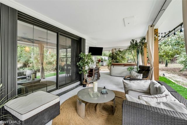 10811 Strike LN, Bonita Springs, FL 34135