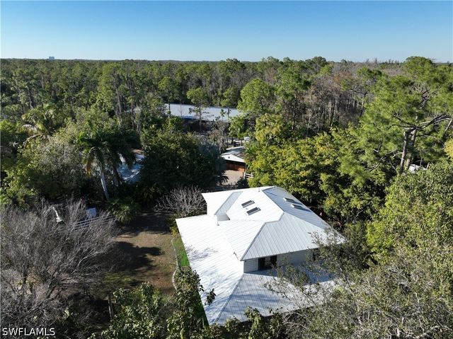 10811 Strike LN, Bonita Springs, FL 34135