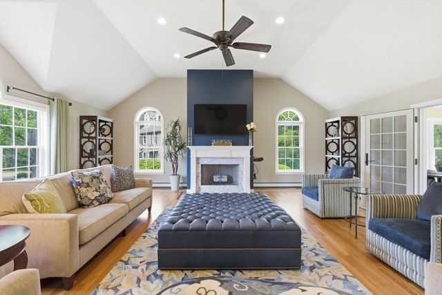 187 Sanborn Lane, Reading, MA 01867