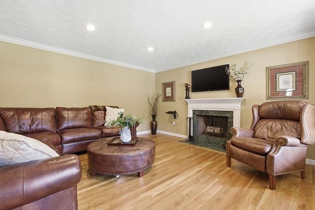 187 Sanborn Lane, Reading, MA 01867