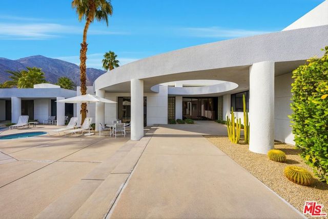 77240 Avenida Arteaga, La Quinta, CA 92253