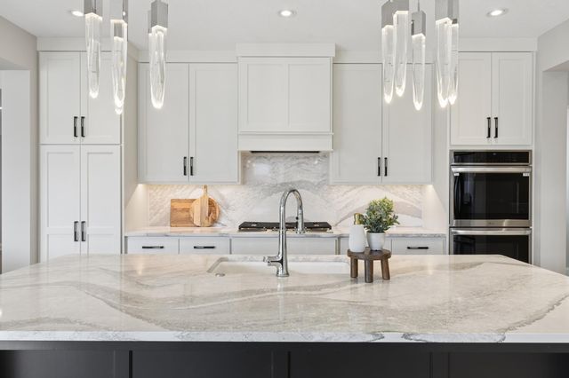 16717 47th Place N, Plymouth, MN 55446