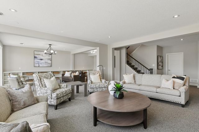 16717 47th Place N, Plymouth, MN 55446