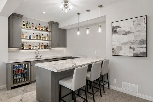 16717 47th Place N, Plymouth, MN 55446