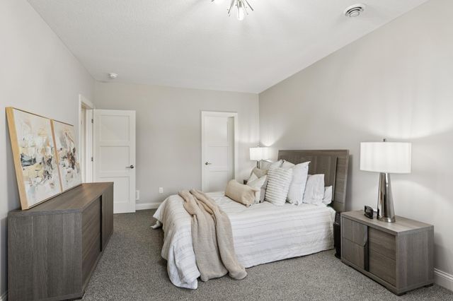 16717 47th Place N, Plymouth, MN 55446