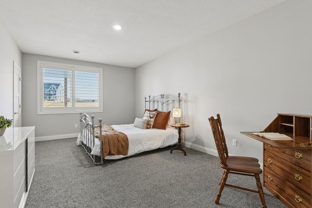 16717 47th Place N, Plymouth, MN 55446