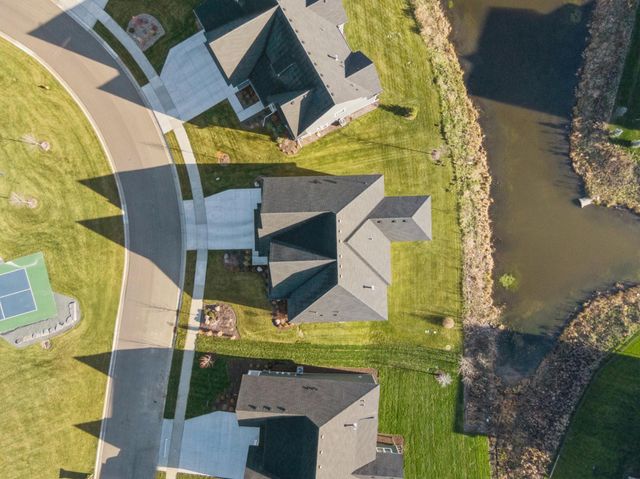 16717 47th Place N, Plymouth, MN 55446