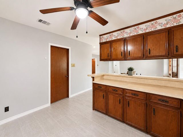708 Shady Lane, La Marque, TX 77568