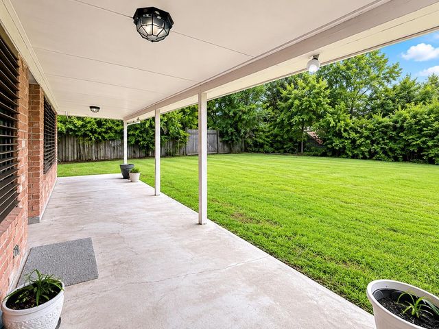 708 Shady Lane, La Marque, TX 77568