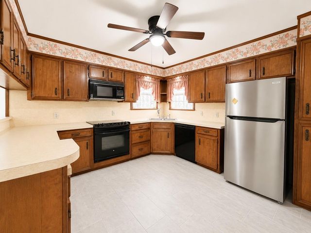 708 Shady Lane, La Marque, TX 77568
