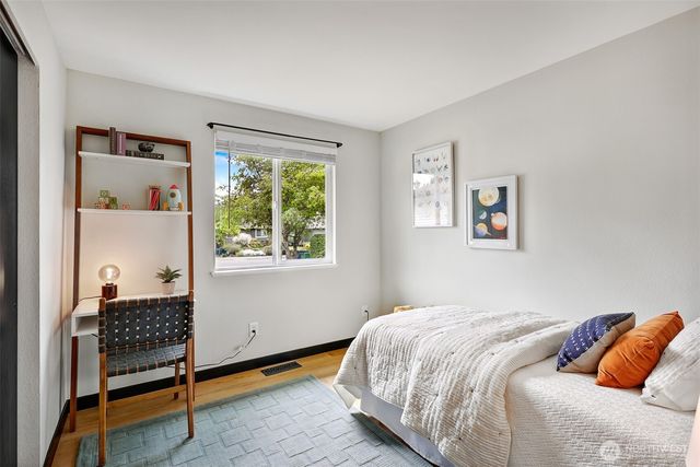 13826 SE 161st Place, Renton, WA 98058