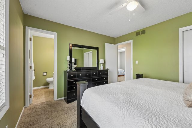 108 Sandburg Court, Ames, IA 50014
