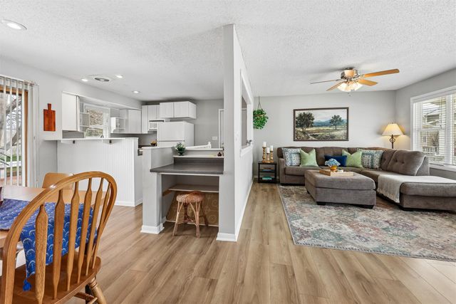 108 Sandburg Court, Ames, IA 50014