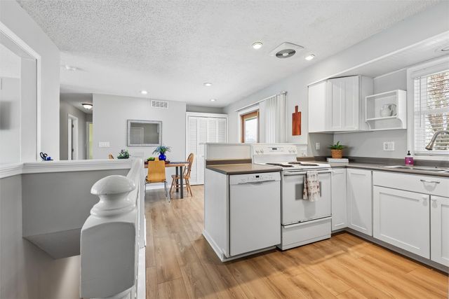 108 Sandburg Court, Ames, IA 50014
