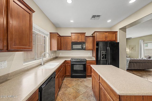 26309 N BABBLING BROOK Drive, Phoenix, AZ 85083