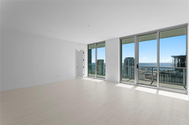 400 CENTRAL AVENUE 2806, St Petersburg, FL 33701