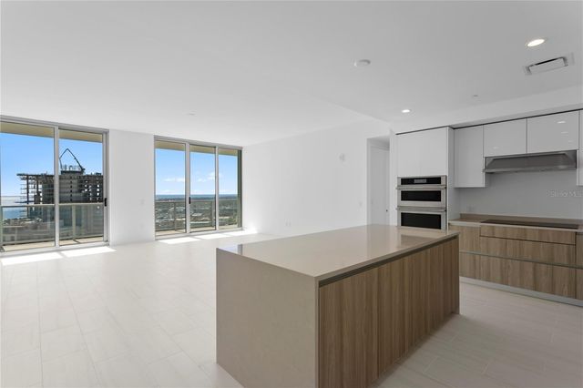 400 CENTRAL AVENUE 2806, St Petersburg, FL 33701