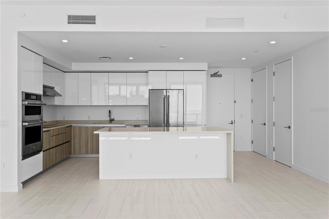 400 CENTRAL AVENUE 2806, St Petersburg, FL 33701