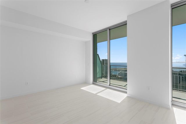 400 CENTRAL AVENUE 2806, St Petersburg, FL 33701