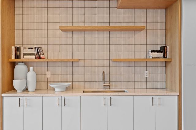 400 CENTRAL AVENUE 2806, St Petersburg, FL 33701