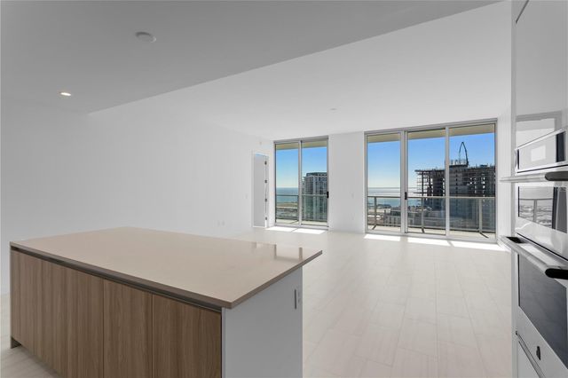 400 CENTRAL AVENUE 2806, St Petersburg, FL 33701