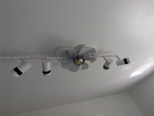 108 Gardens Dr 204, Pompano Beach, FL 33069