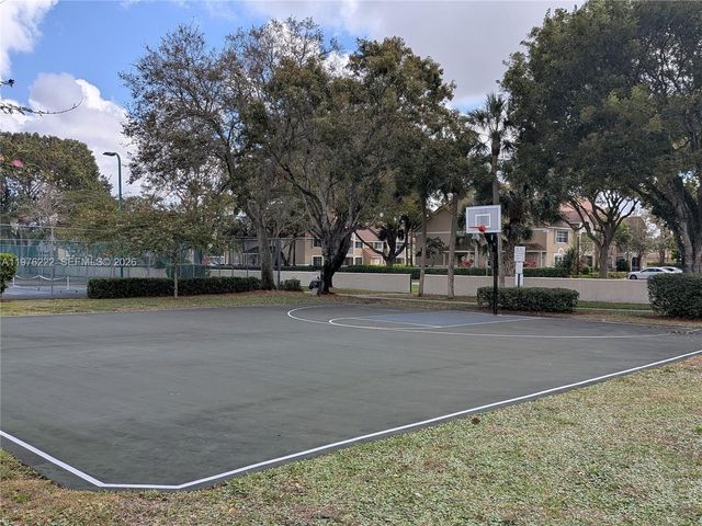 108 Gardens Dr 204, Pompano Beach, FL 33069