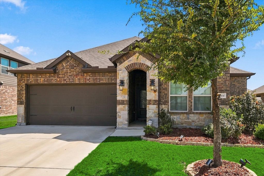 11404 Culberson Drive, Aubrey, TX 76227 — exterior